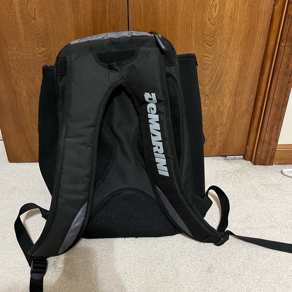 Demarini Bat Bag, Backpack Style - Picture 3 of 3
